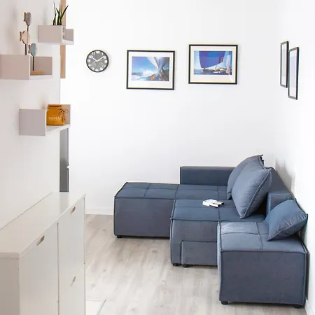 Seaside Gateway * Kastela